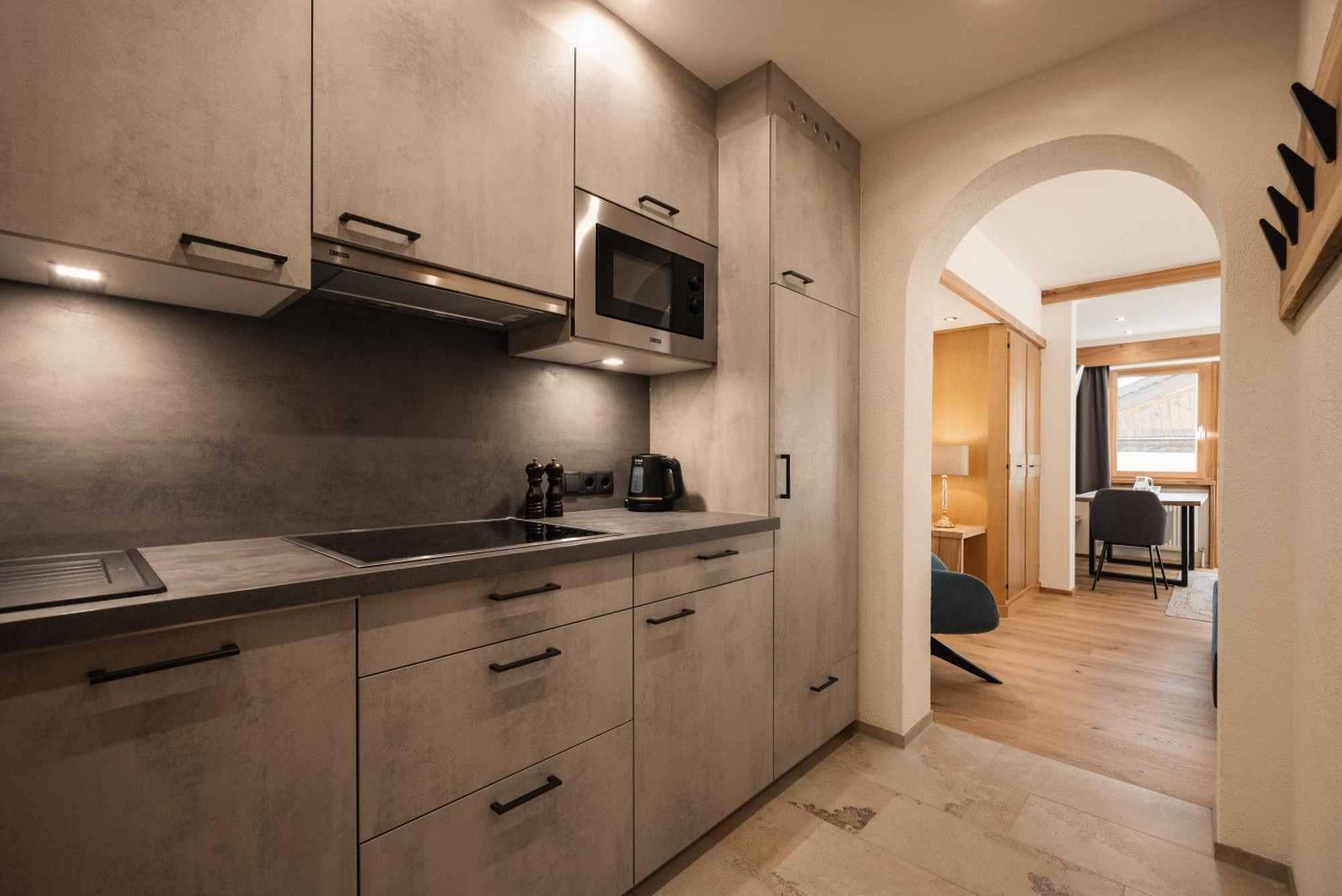 Jochum Hotel Garni ฟิสส์ ภายนอก รูปภาพ